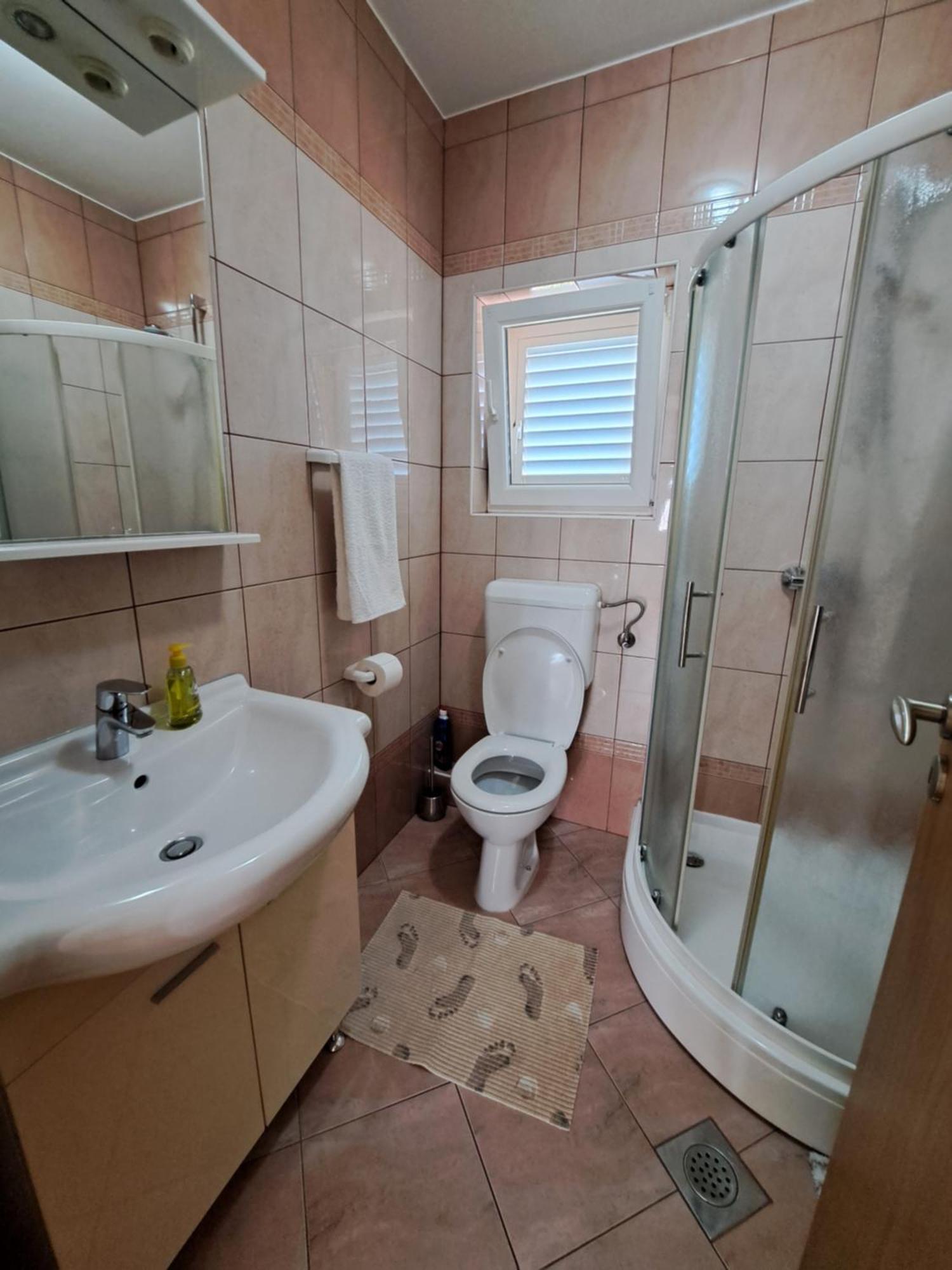 Apartment Petra Raslina Exterior photo